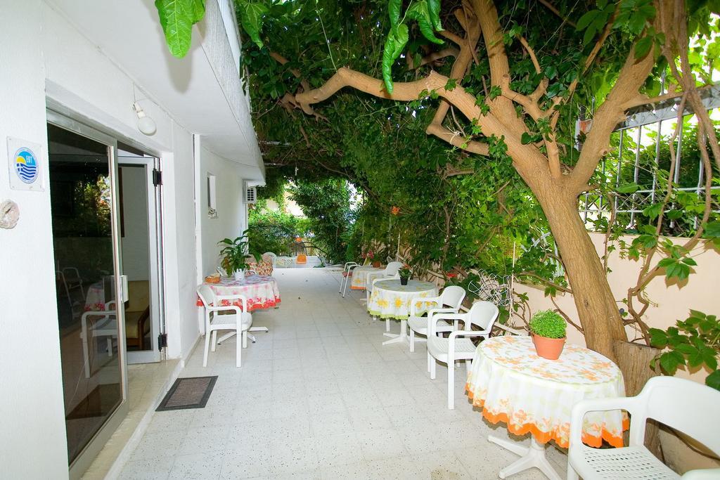 Valkaniotis Apartments Loutra Edipsou  Exterior foto